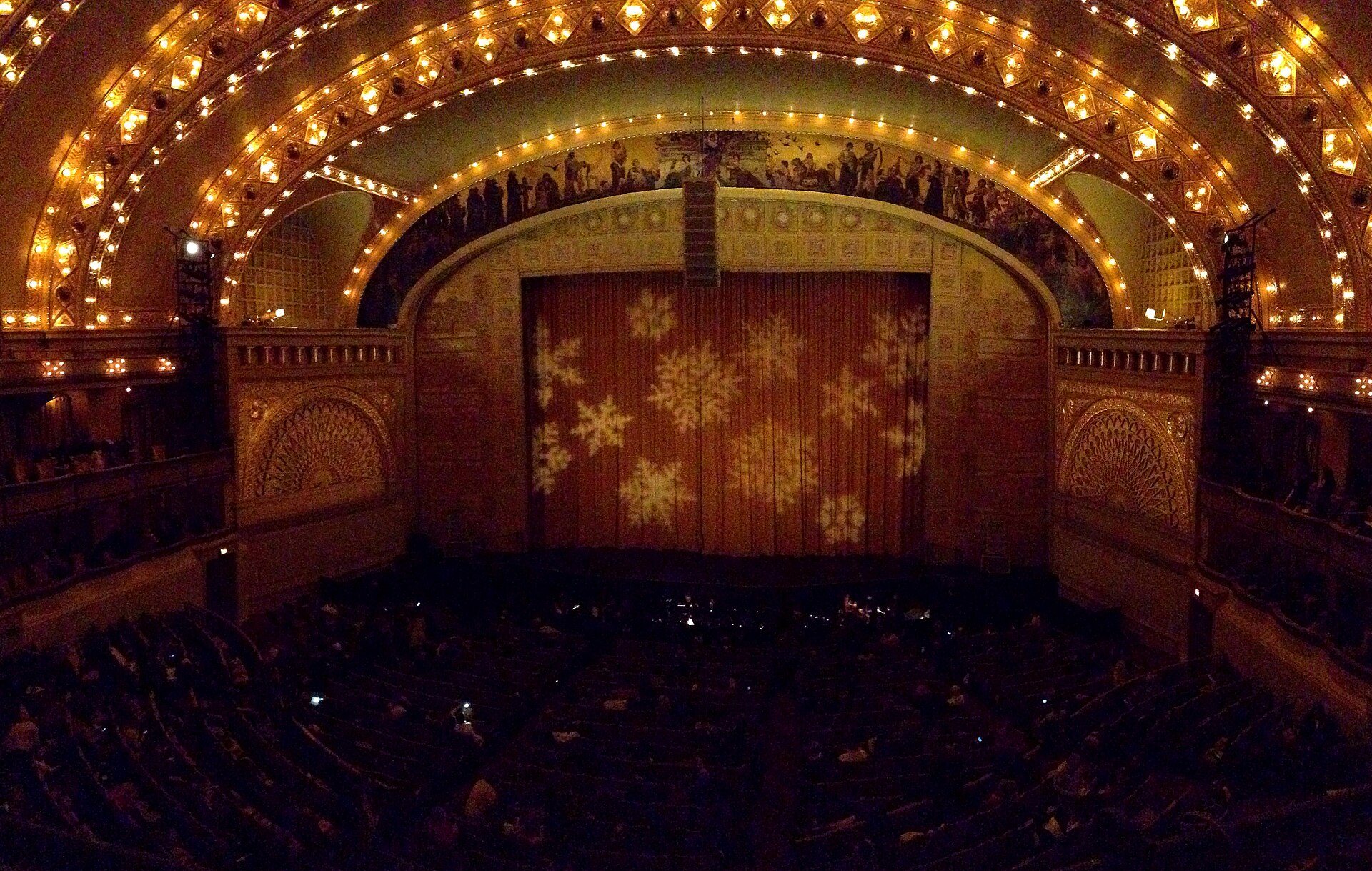 Arches in the Auditorium Theatre